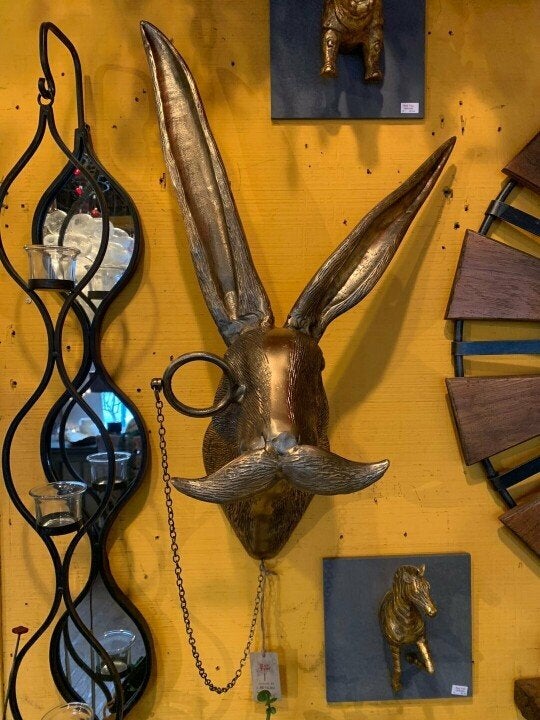 Decoración de pared con cabezas de animales única para el hogar