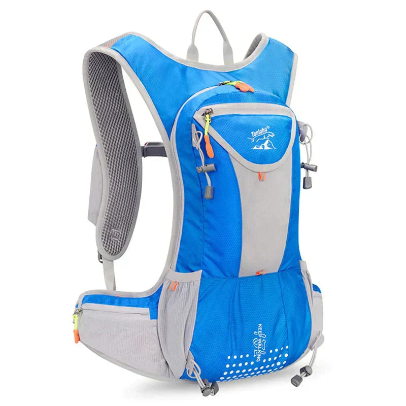 Parcel – Mochila Exterior Ligera e Impermeable | Duradera, Transpirable y Lista para la Aventura