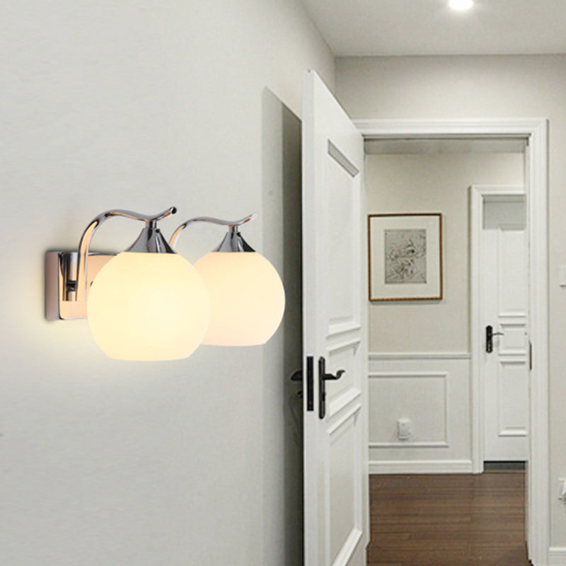 Lámpara de pared de cúpula de vidrio opalino satinado estilo sencillo para pasillo