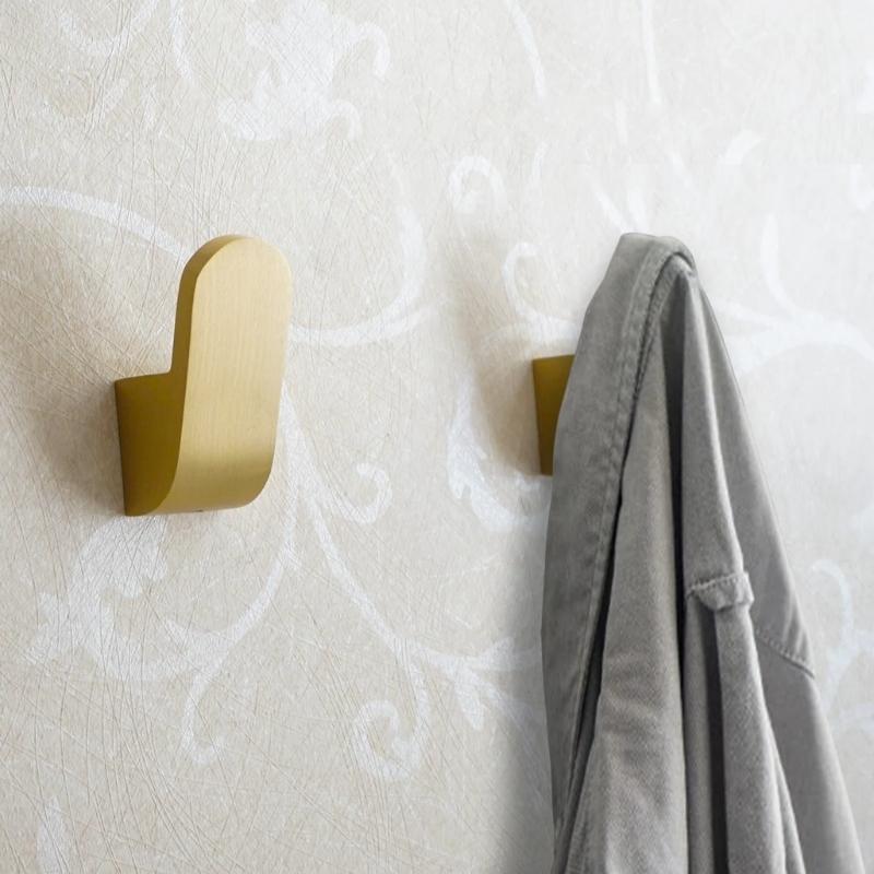ELVANOR – Modernos ganchos de pared de latón dorado para batas de baño, para una suspensión compacta y elegante