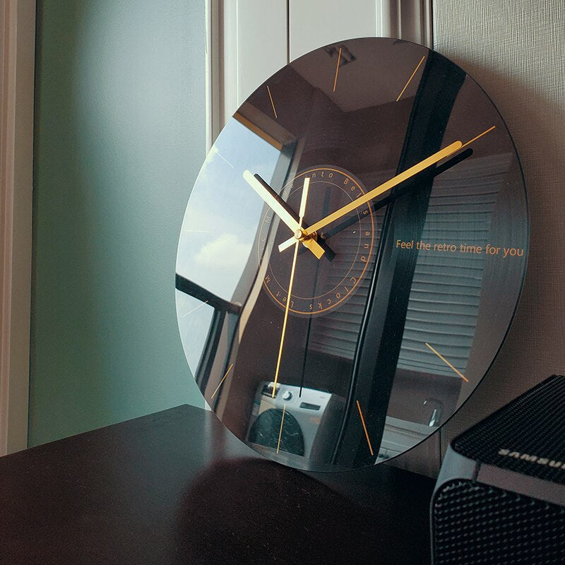 Reloj de Pared Elegante de Vidrio