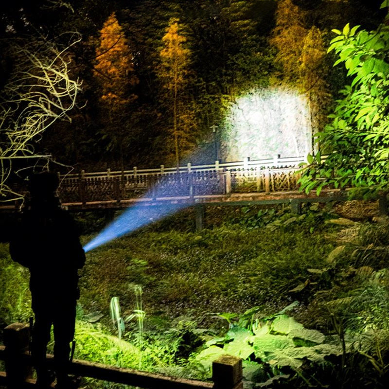Linterna LED potente