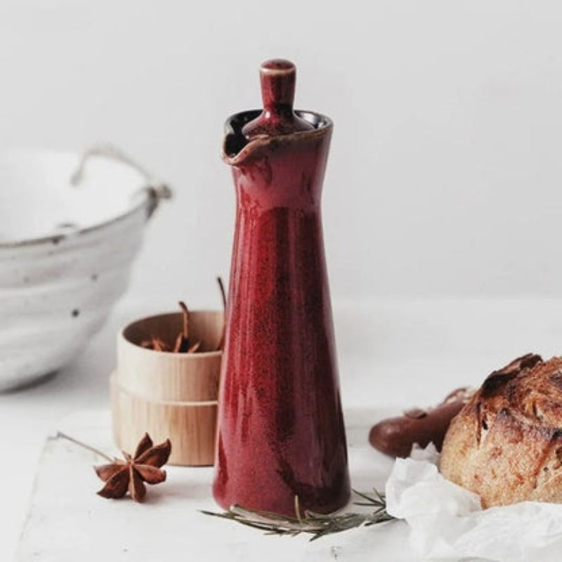 PourEase – Dispensador de Aceite con Tapa y Diseño Creativo
