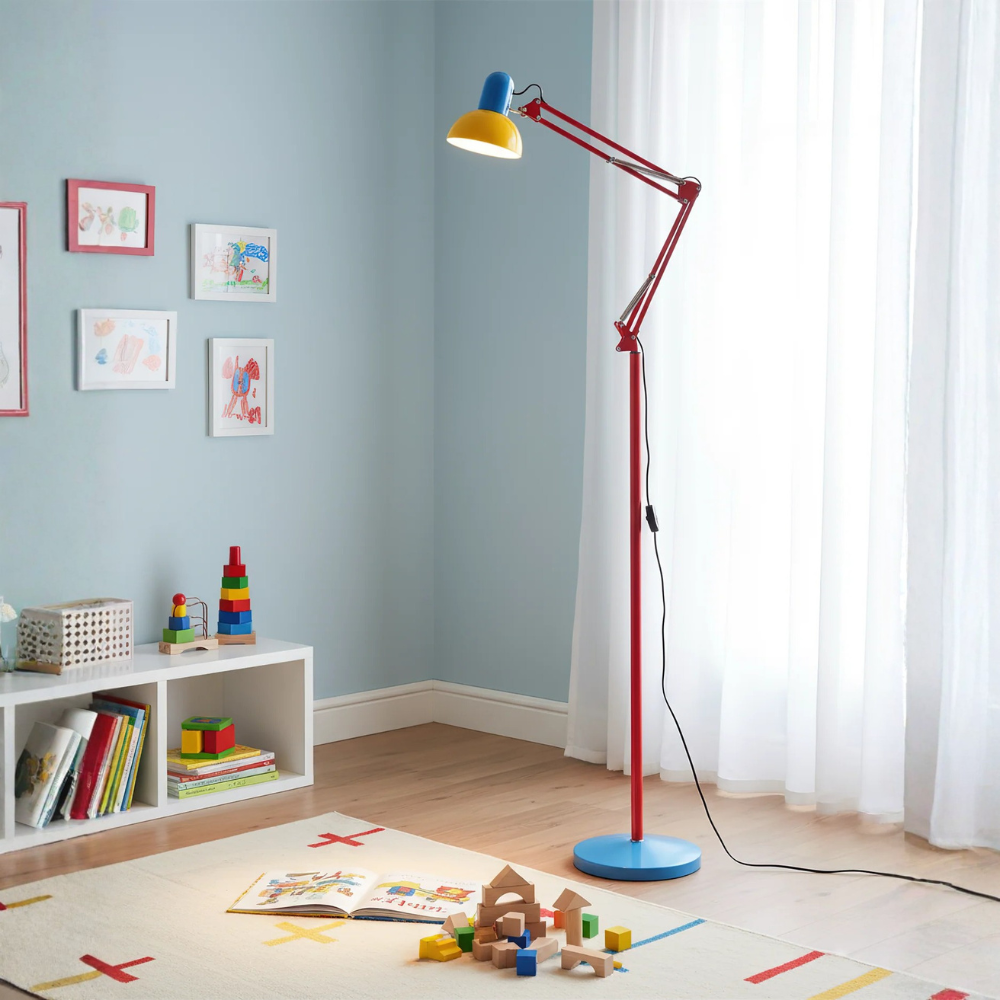 FlexoMemphis | Lámpara de Pie Moderna Ajustable y Vibrante para Sala de Estar