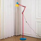 FlexoMemphis | Lámpara de Pie Moderna Ajustable y Vibrante para Sala de Estar