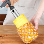 Descorazonador y cortador de piña