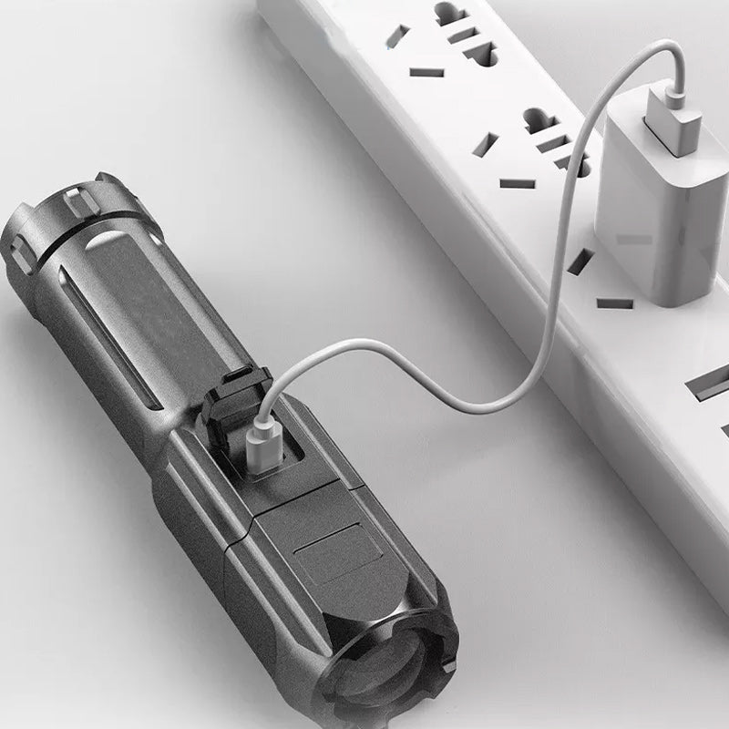 Linterna LED potente