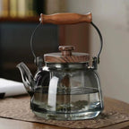 Tetera de Vidrio Zoie con Infusor – Hervidor de Borosilicato Resistente al Calor de 1000ml con Mango de Madera