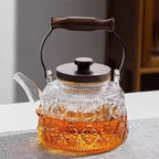 Tetera de Vidrio Zoie con Infusor – Hervidor de Borosilicato Resistente al Calor de 1000ml con Mango de Madera