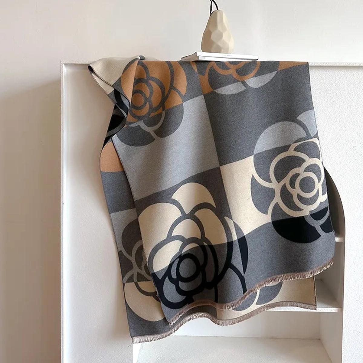 Bufanda de Cachemira Impresa Reversible – Elegancia y Calidez