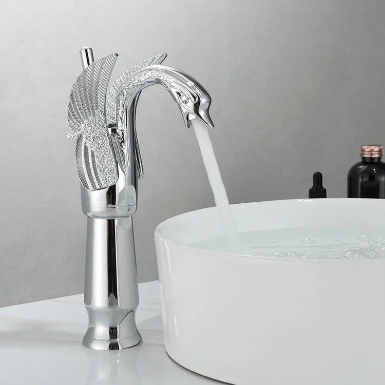 Grifo de Lavabo de Mango Único Dorado Swan
