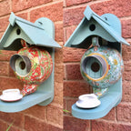 Casa de alimentación para aves en forma de tetera