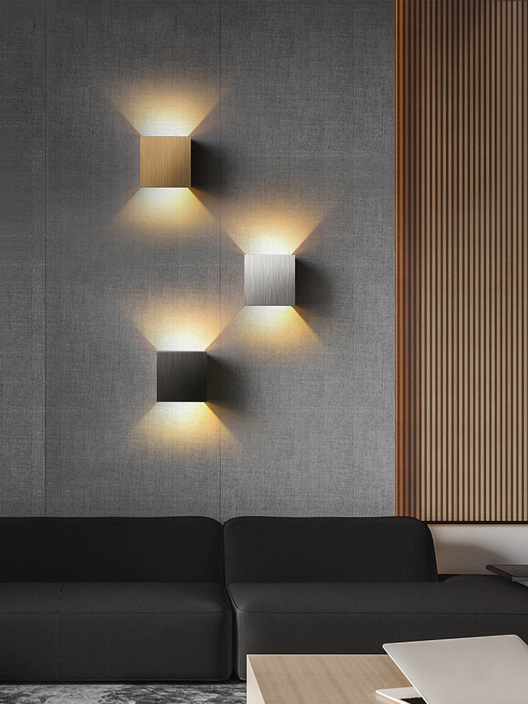 ElegantBeam – Lámpara de pared minimalista para una iluminación sofisticada