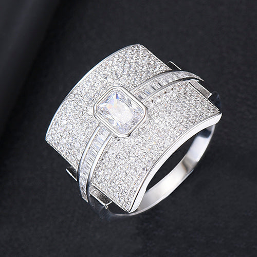 Anillo apilable de lujo de diseño Mónaco para mujeres