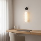 Aplique de Pared Minimalista Elegante - Iluminación LED Cálida para Interiores Modernos