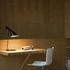 Norvia | Lámpara de escritorio LED de diseño moderno