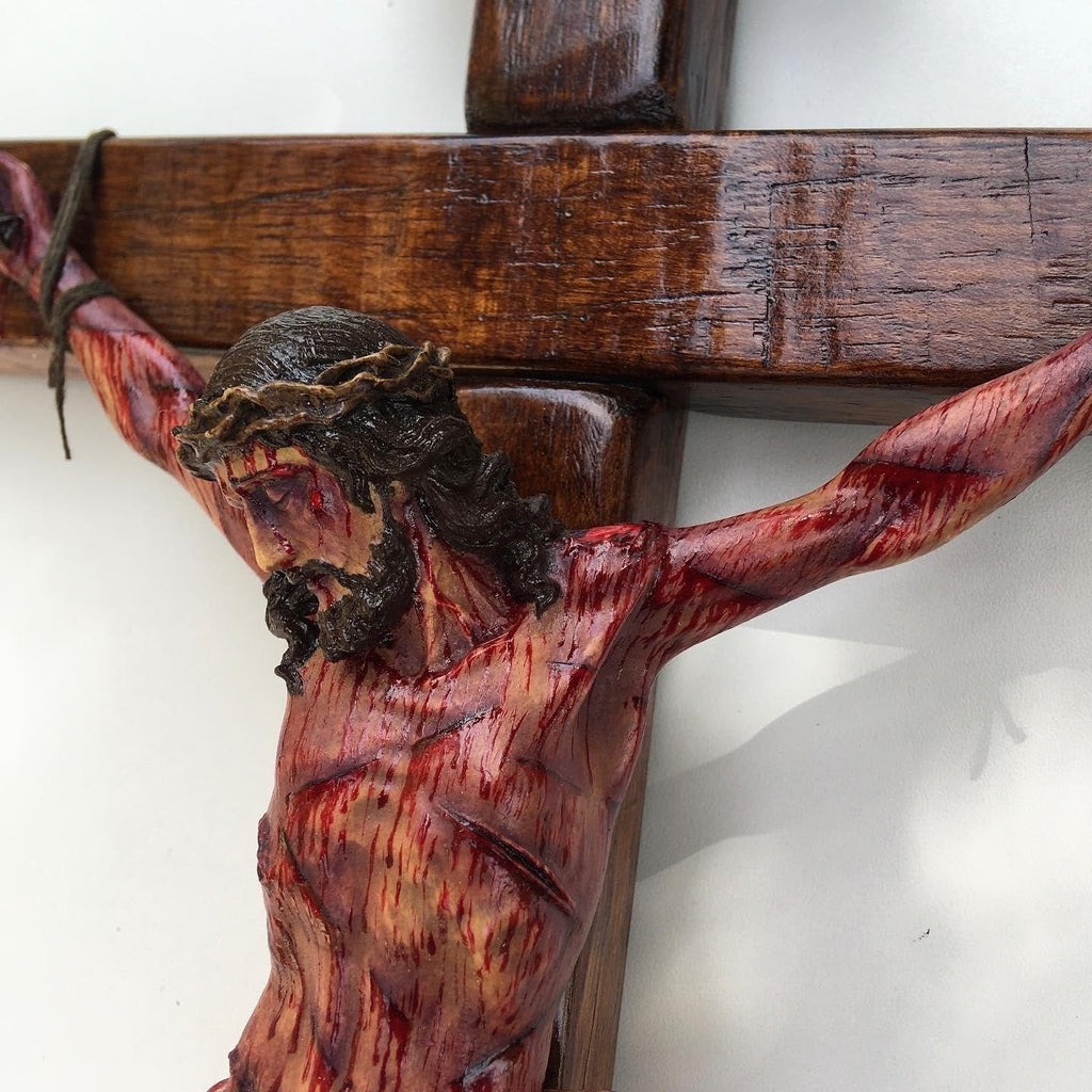 Hecho a Mano - Cruz Realista de Cristo