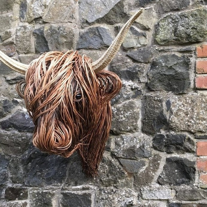Escultura de Vaca Montada en la Pared