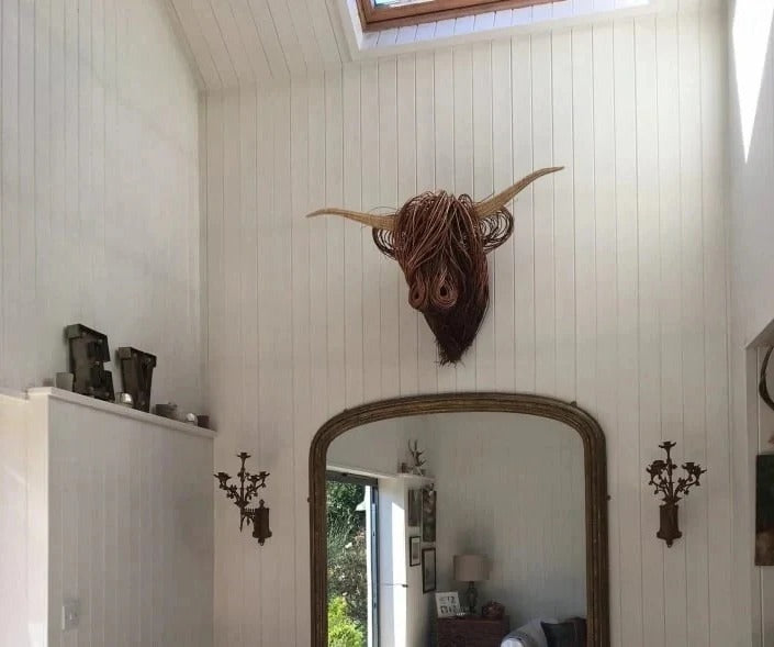 Escultura de Vaca Montada en la Pared