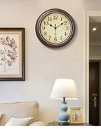 GrandClock - Reloj Decorativo Clásico - Encanto Atemporal en la Pared