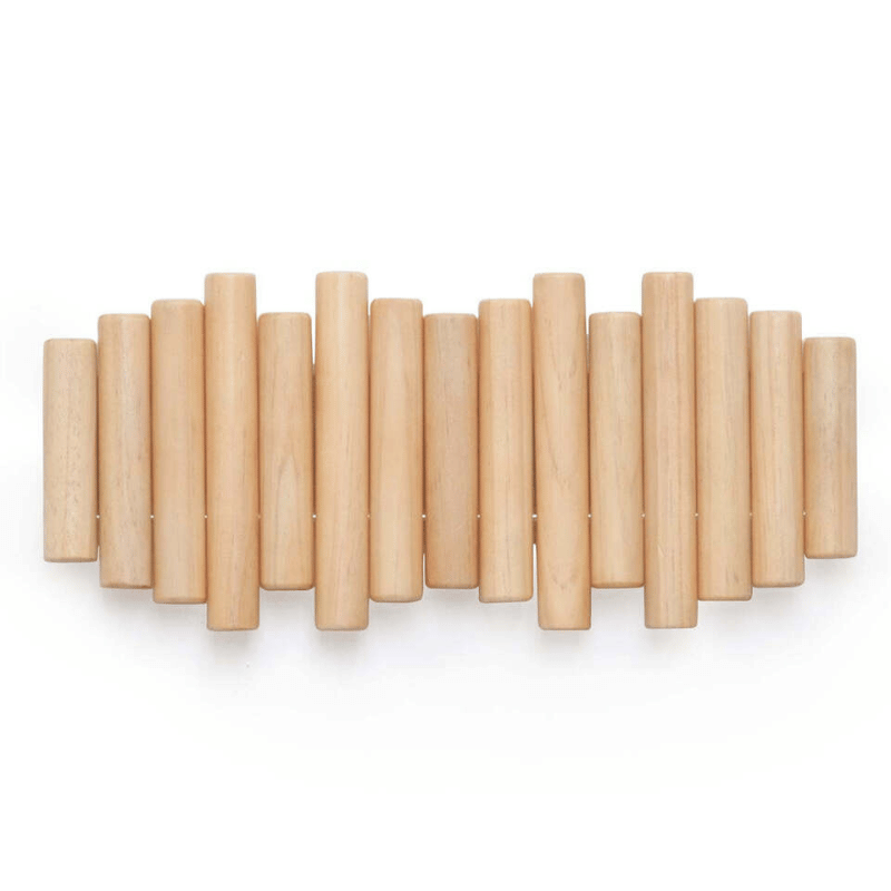 Perchero de pared de madera hecho a mano con diseño escandinavo – Natural y funcional